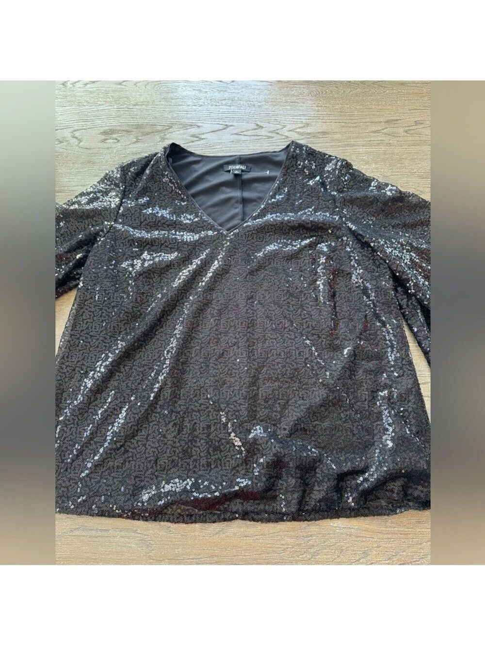 Holiday Glam!!! Black sequins! Flutter sleeves!